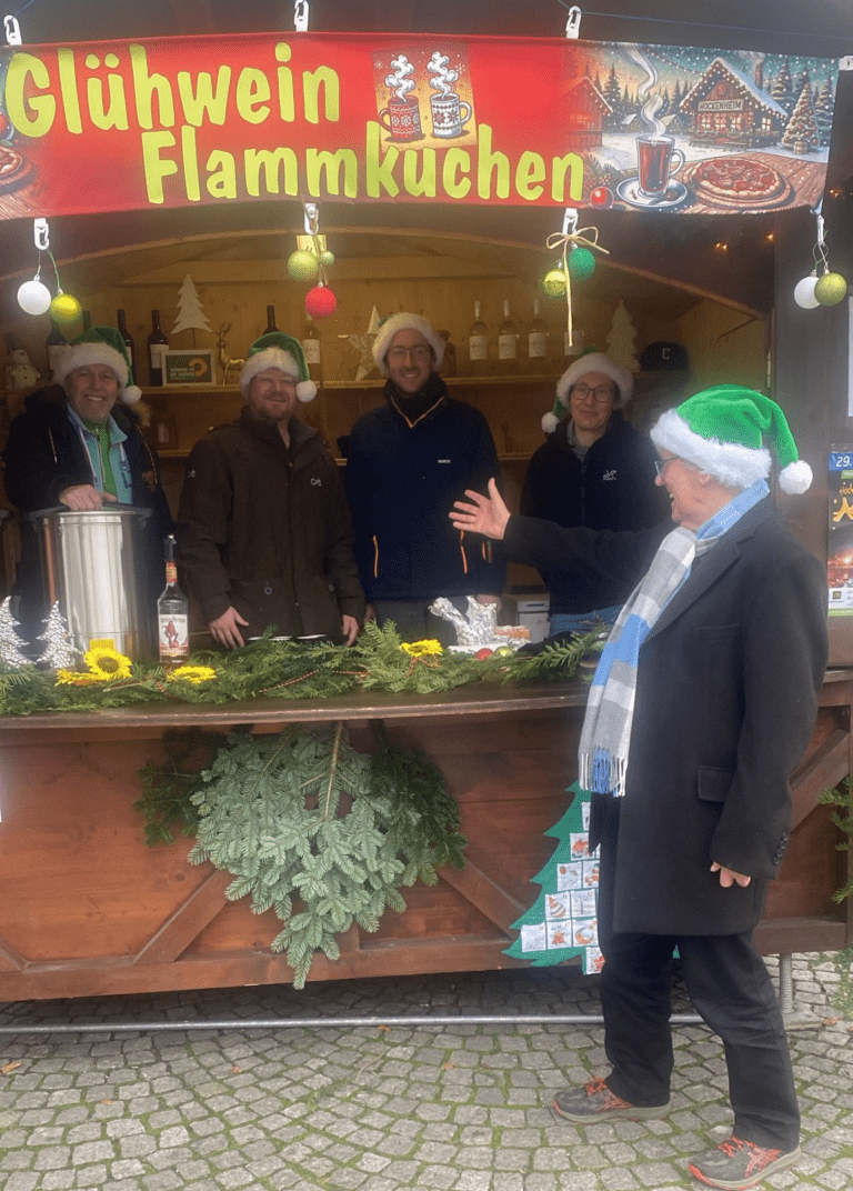 Glühwein und Flammkuchen in Hockenheim